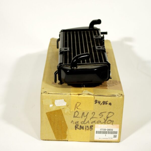 Suzuki OEM radiaator RM125/250