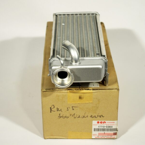 Suzuki OEM radiaator RM85