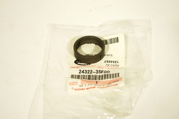 Suzuki OEM puks