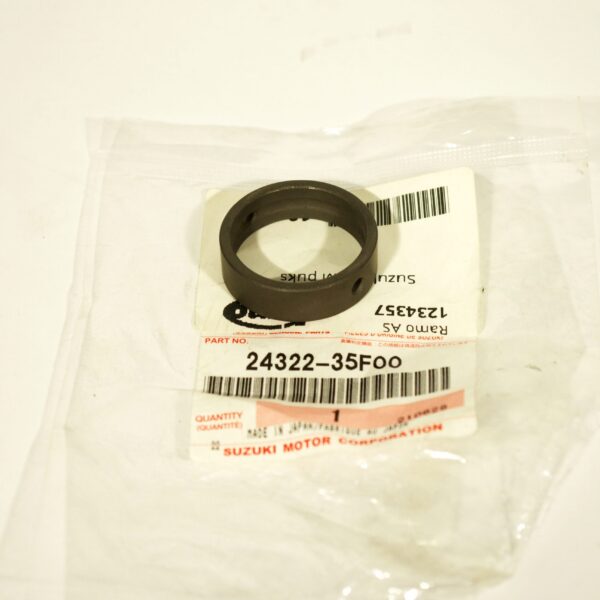 Suzuki OEM puks