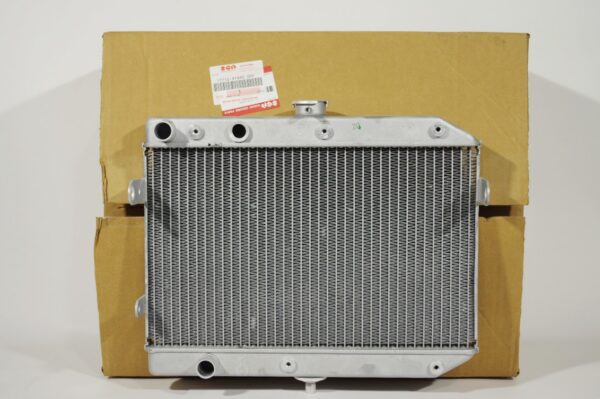 Suzuki OEM radiaator LT-A700 K6&K7 + LT-A750 K8-L8
