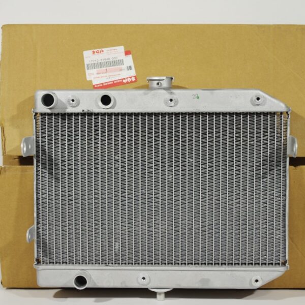 Suzuki OEM radiaator LT-A700 K6&K7 + LT-A750 K8-L8